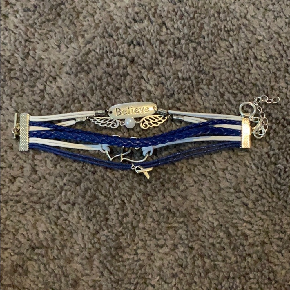 Leather/silver bracelet